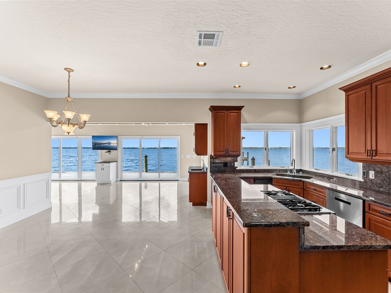 10285 S Tropical Trail