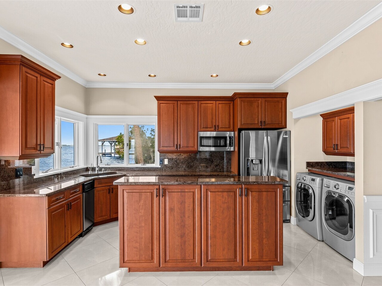 10285 S Tropical Trail