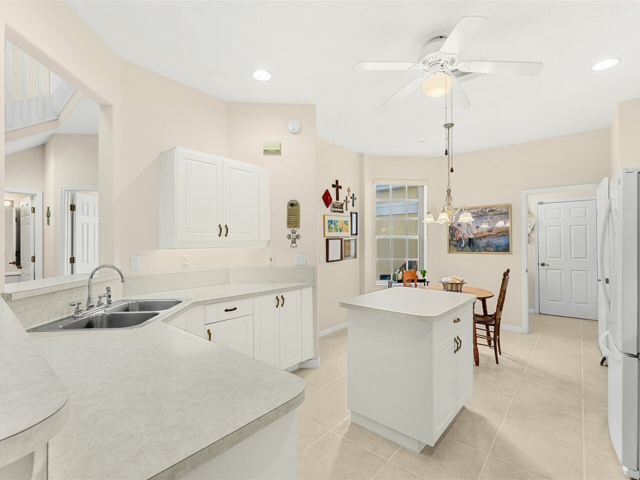 1120 Royal Fern Drive