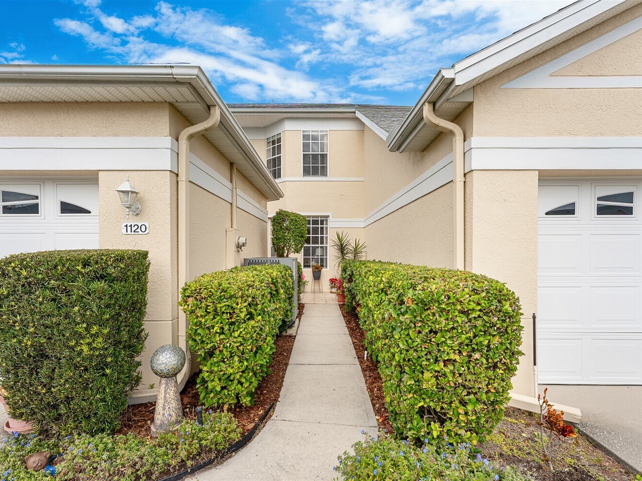 1120 Royal Fern Drive