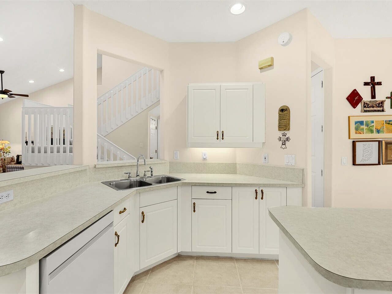 1120 Royal Fern Drive