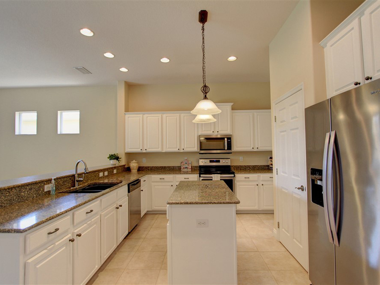 1175 Clubhouse Drive