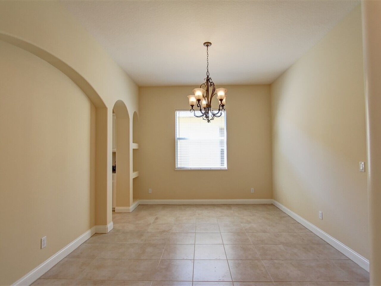 1175 Clubhouse Drive