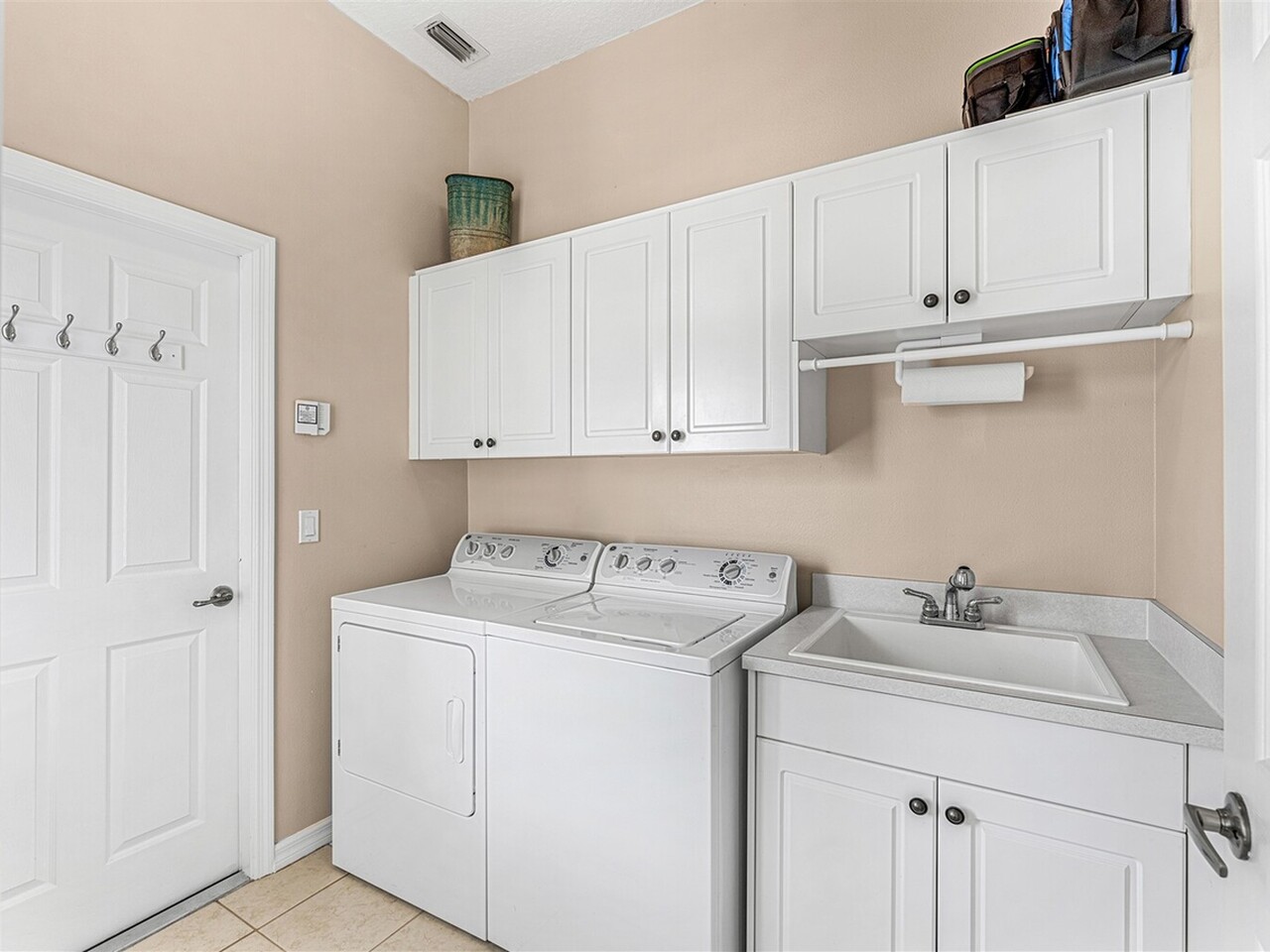 1290 Royal Fern Drive