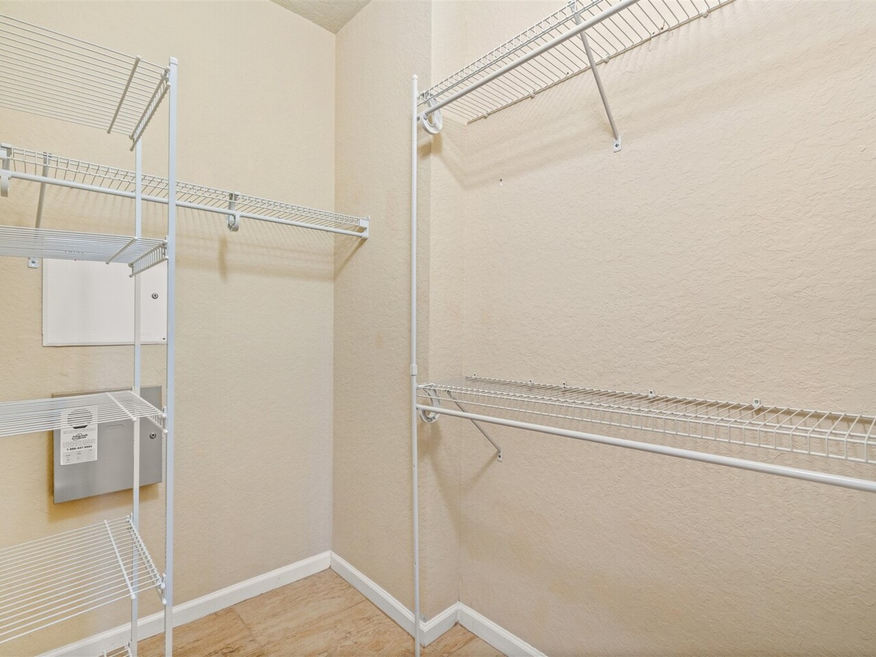 1626 Peregrine Circle #101