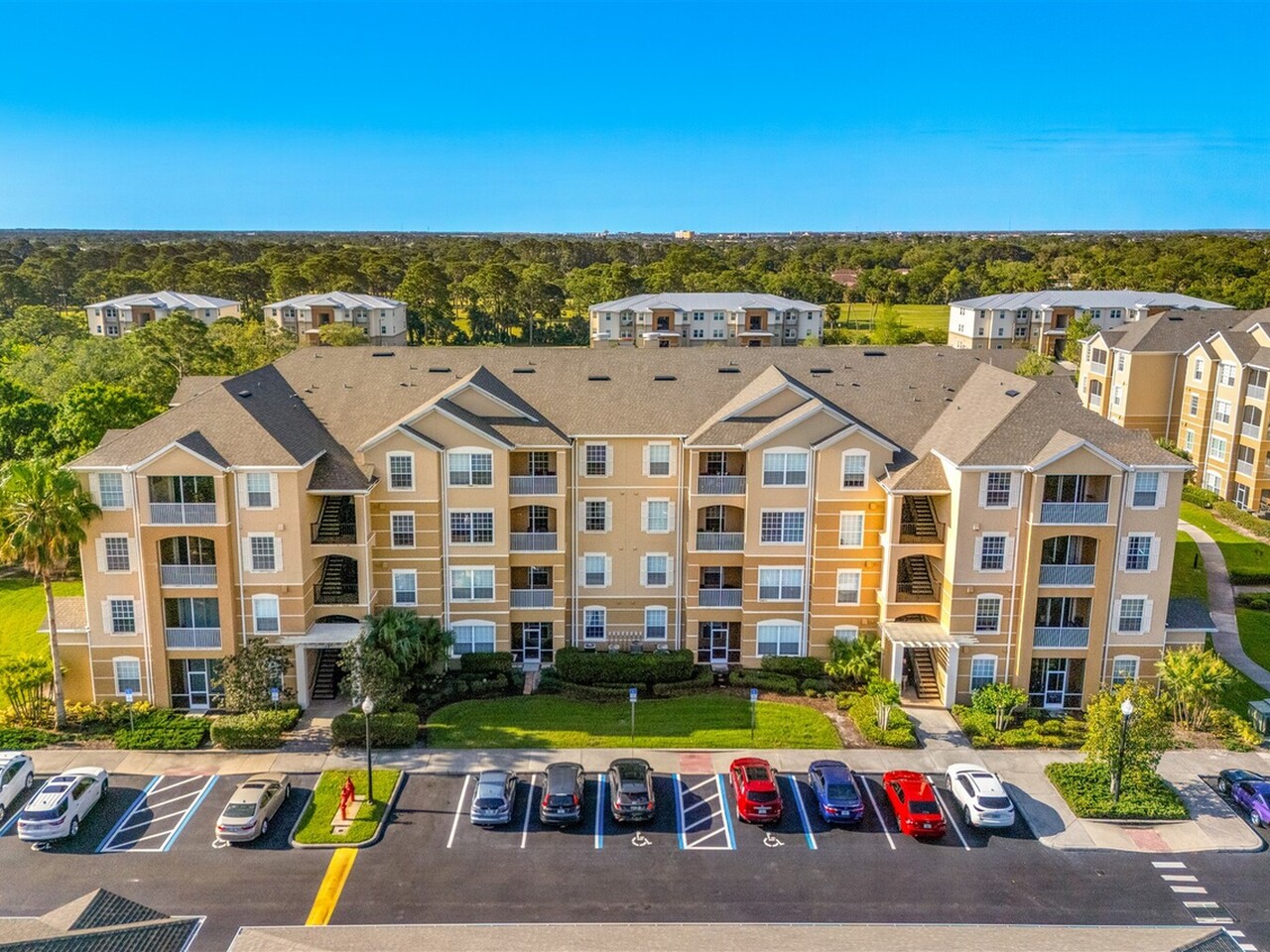 1626 Peregrine Circle #101