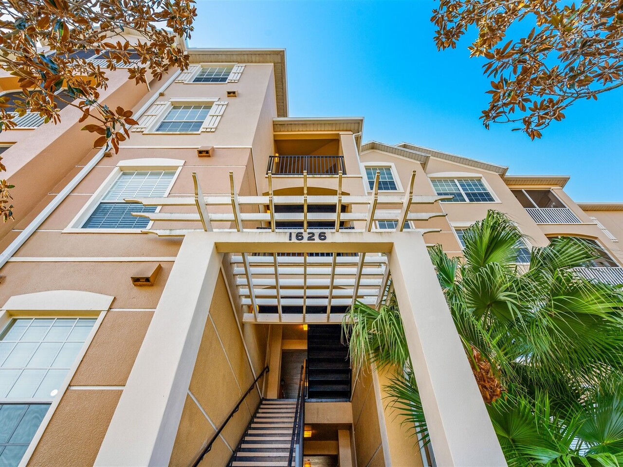 1626 Peregrine Circle #101