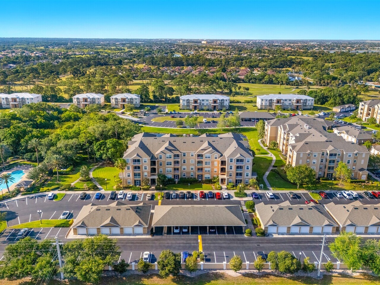 1626 Peregrine Circle #101