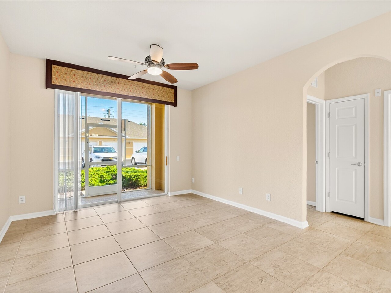 1626 Peregrine Circle #101