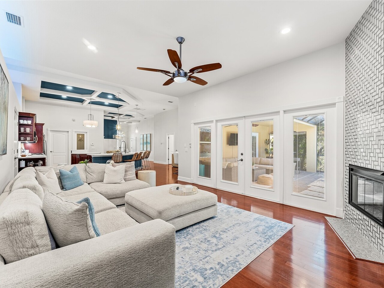 1807 Auburn Lakes Drive