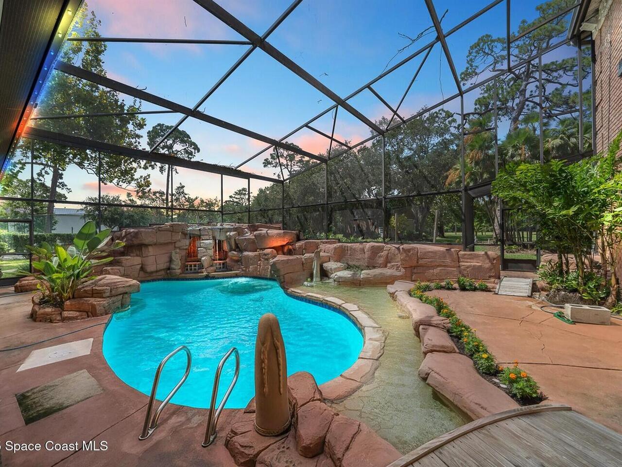 2195 S Courtenay Parkway