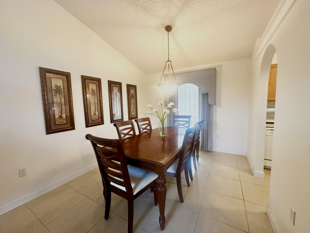 2365 Oak Creek Circle