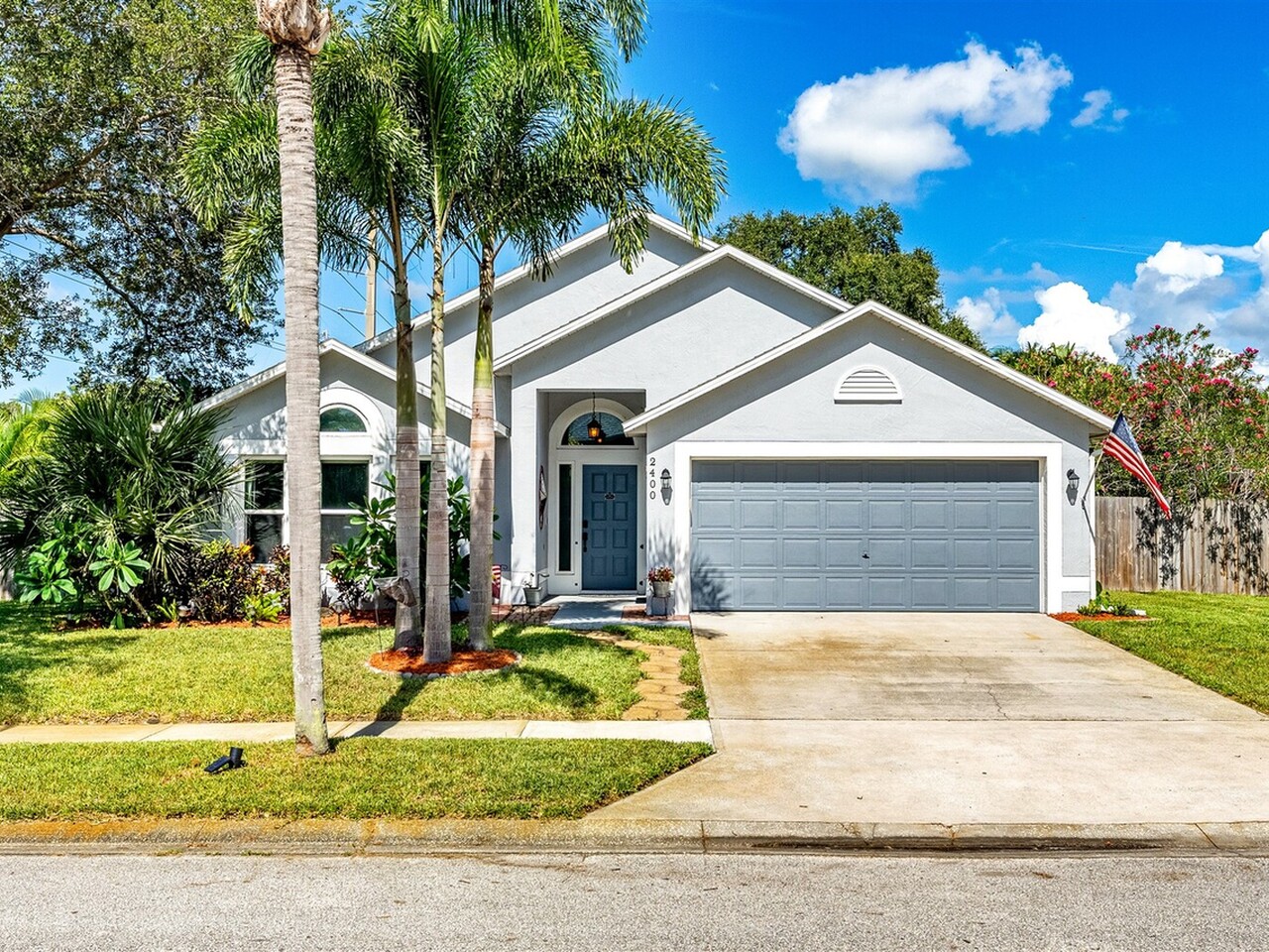 2400 Mountain View Ave.