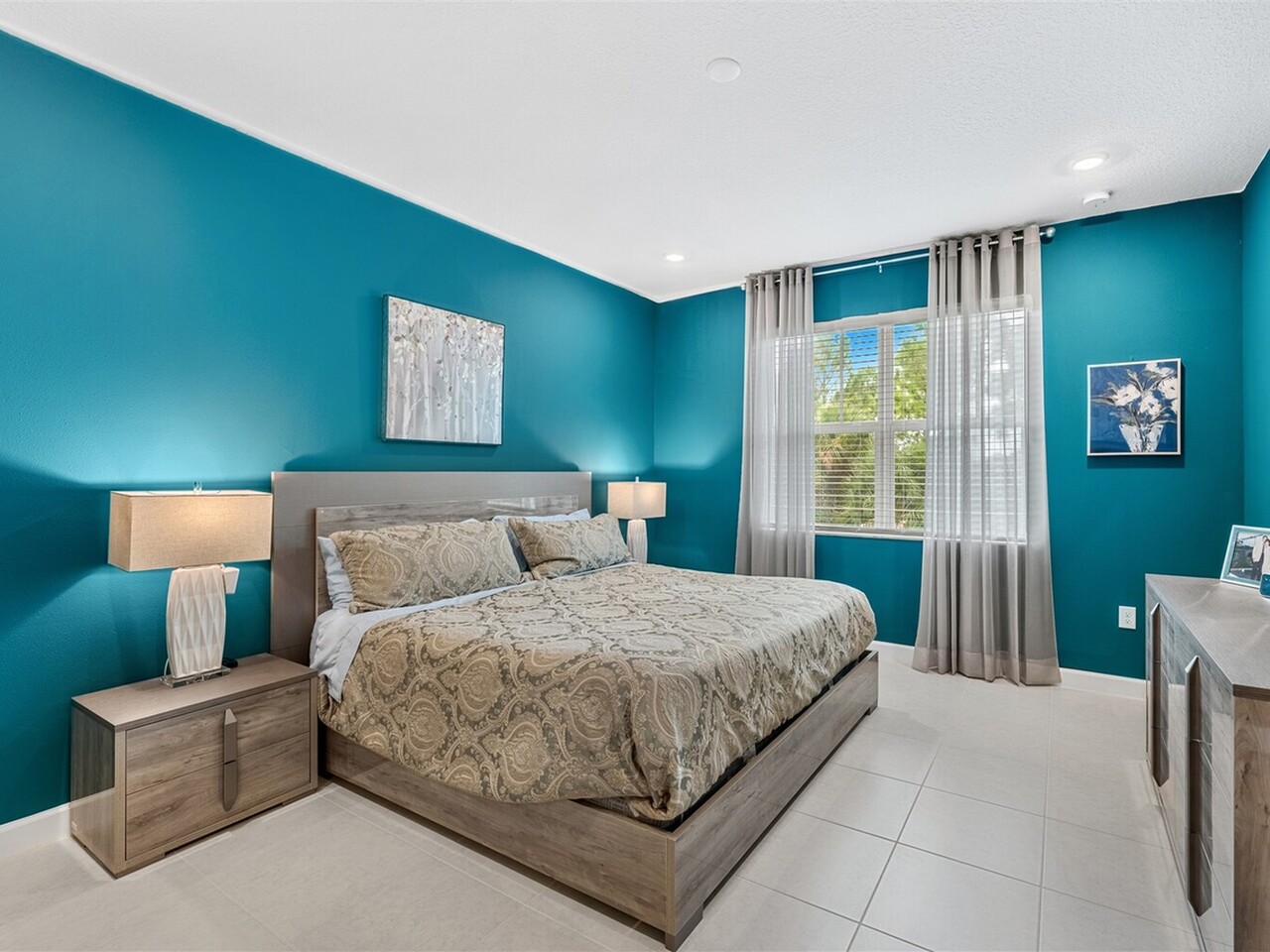 2406 Cerulean Drive NW