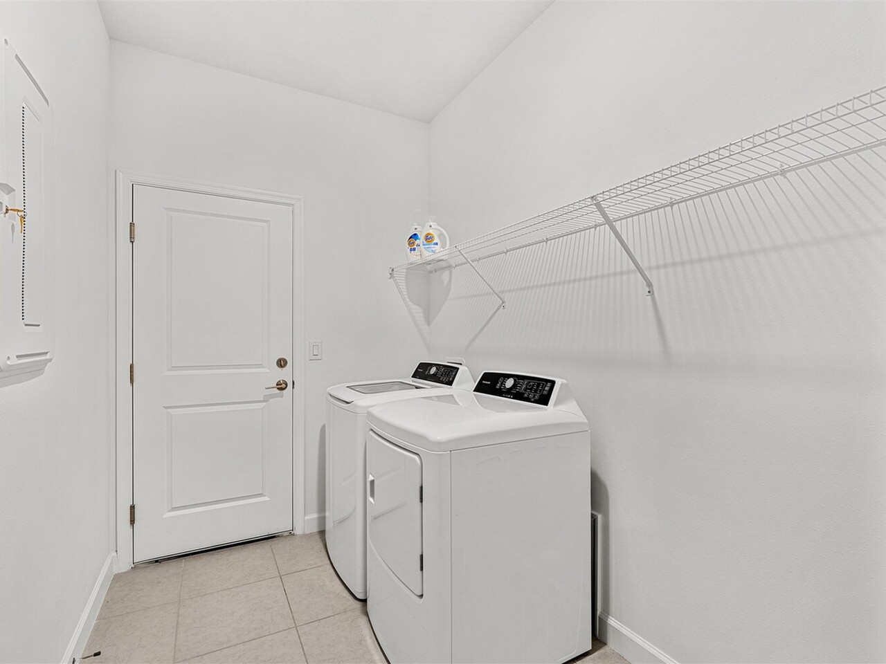 2406 Cerulean Drive NW