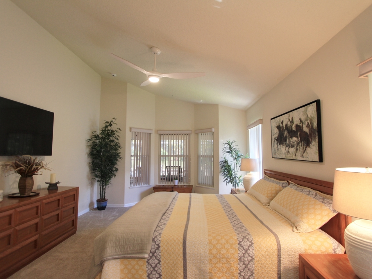 2436 Addington Circle