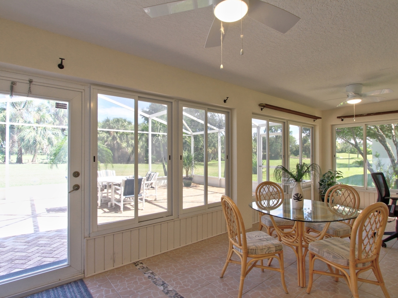 2436 Addington Circle