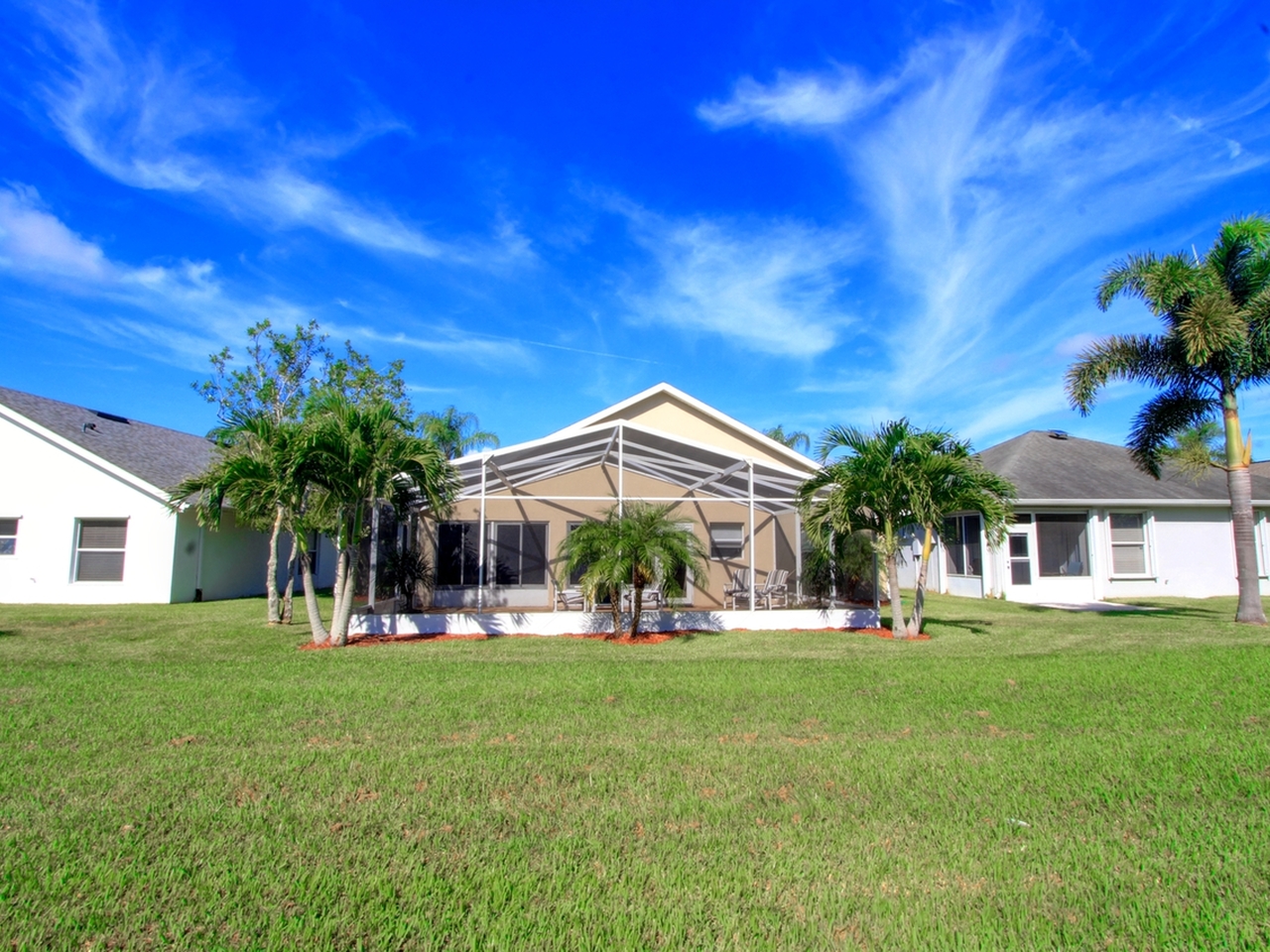 2436 Addington Circle