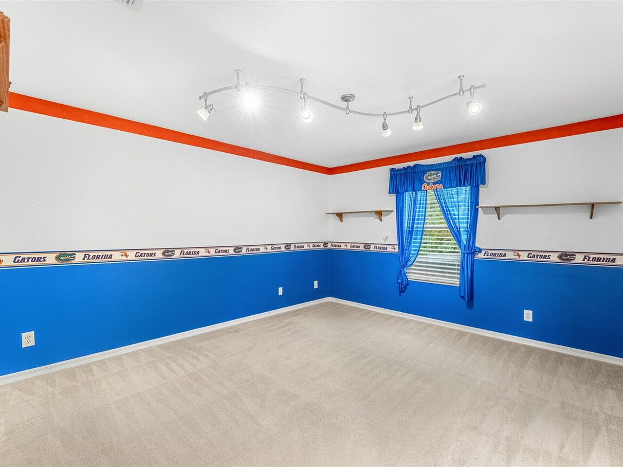 2438 Greenwillow Drive
