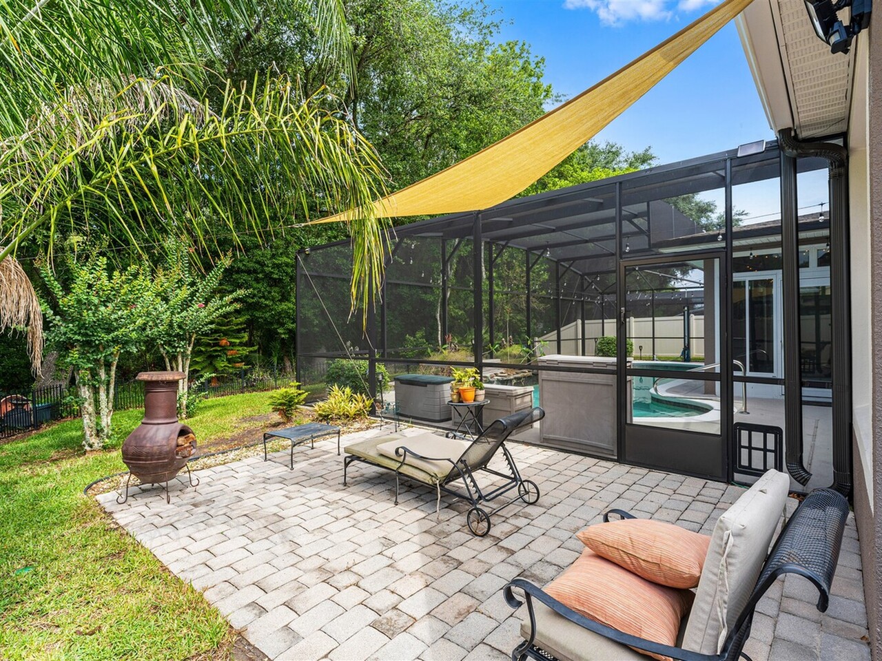 2438 Greenwillow Drive