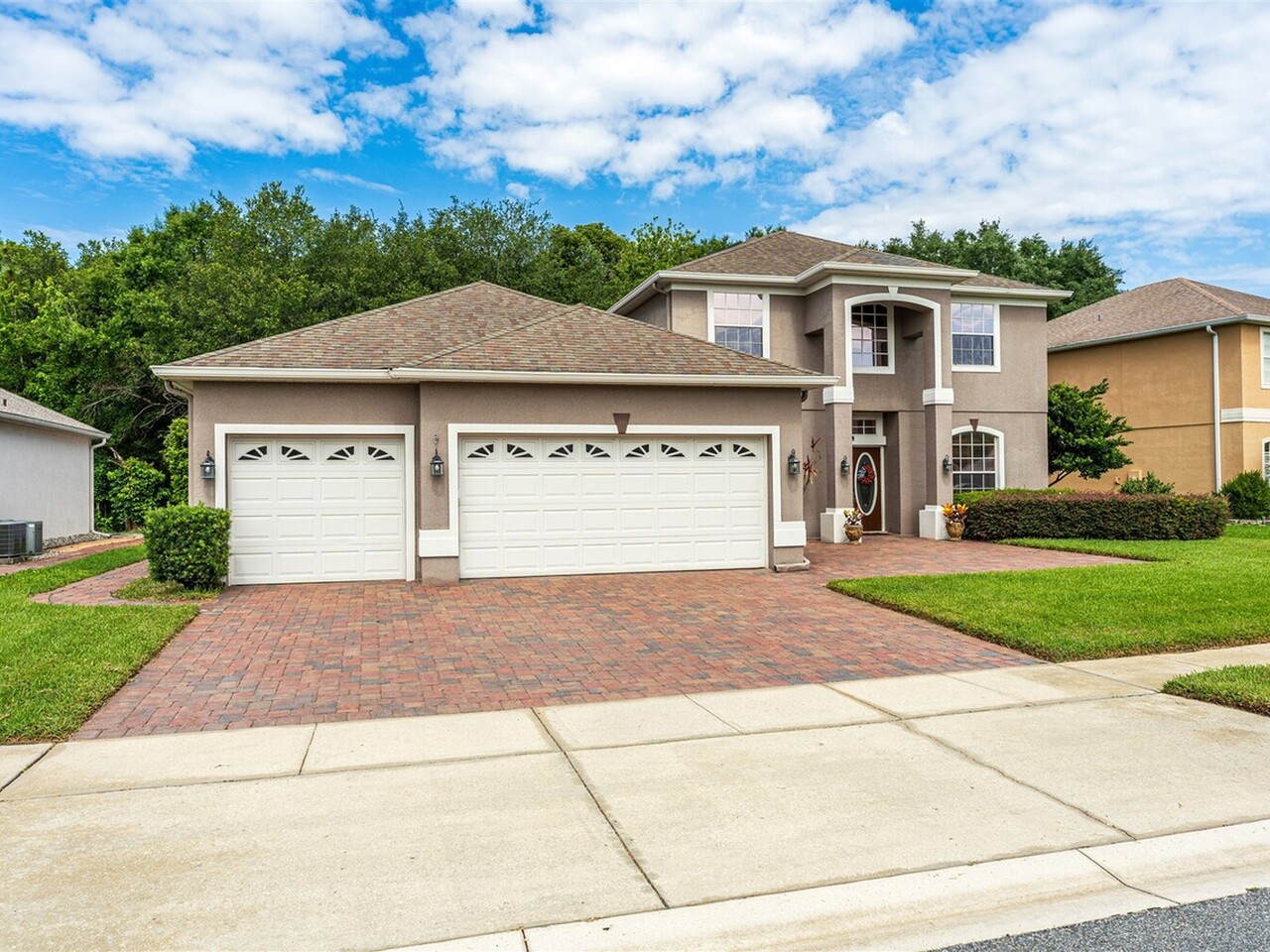 2438 Greenwillow Drive