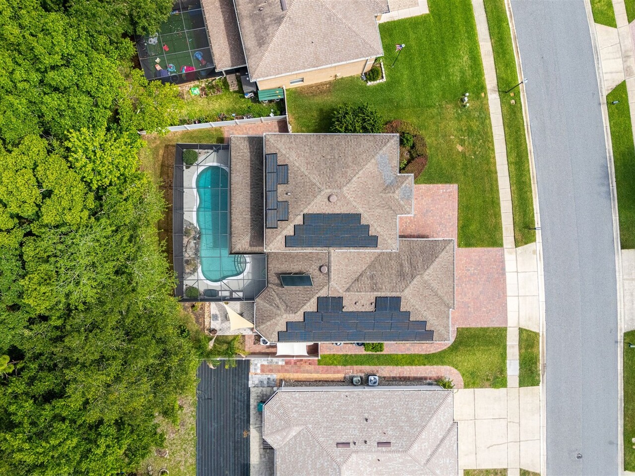 2438 Greenwillow Drive