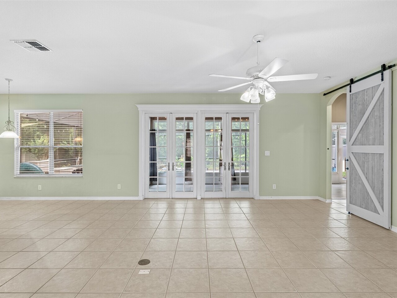2438 Greenwillow Drive