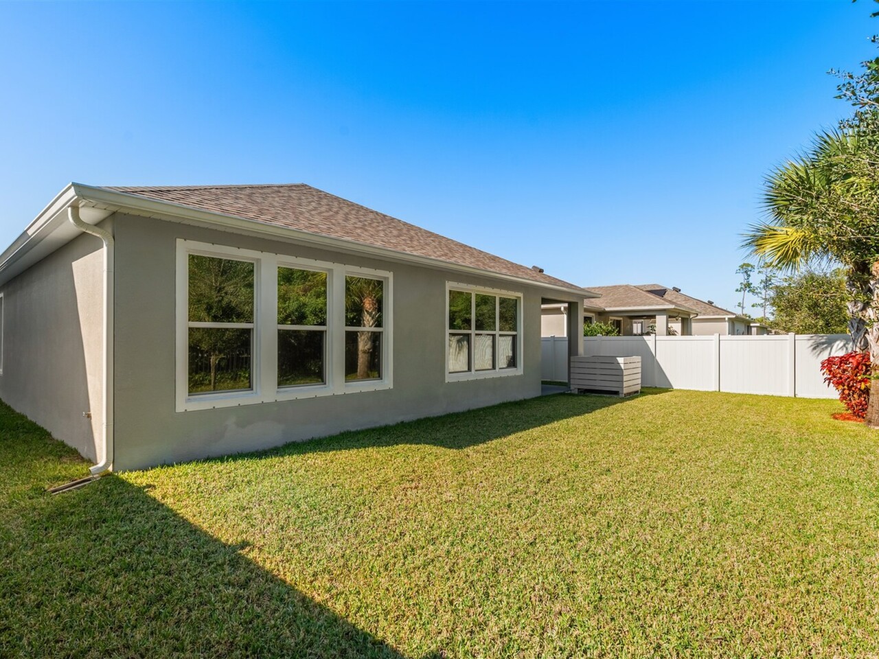 2673 Sam Snead Street