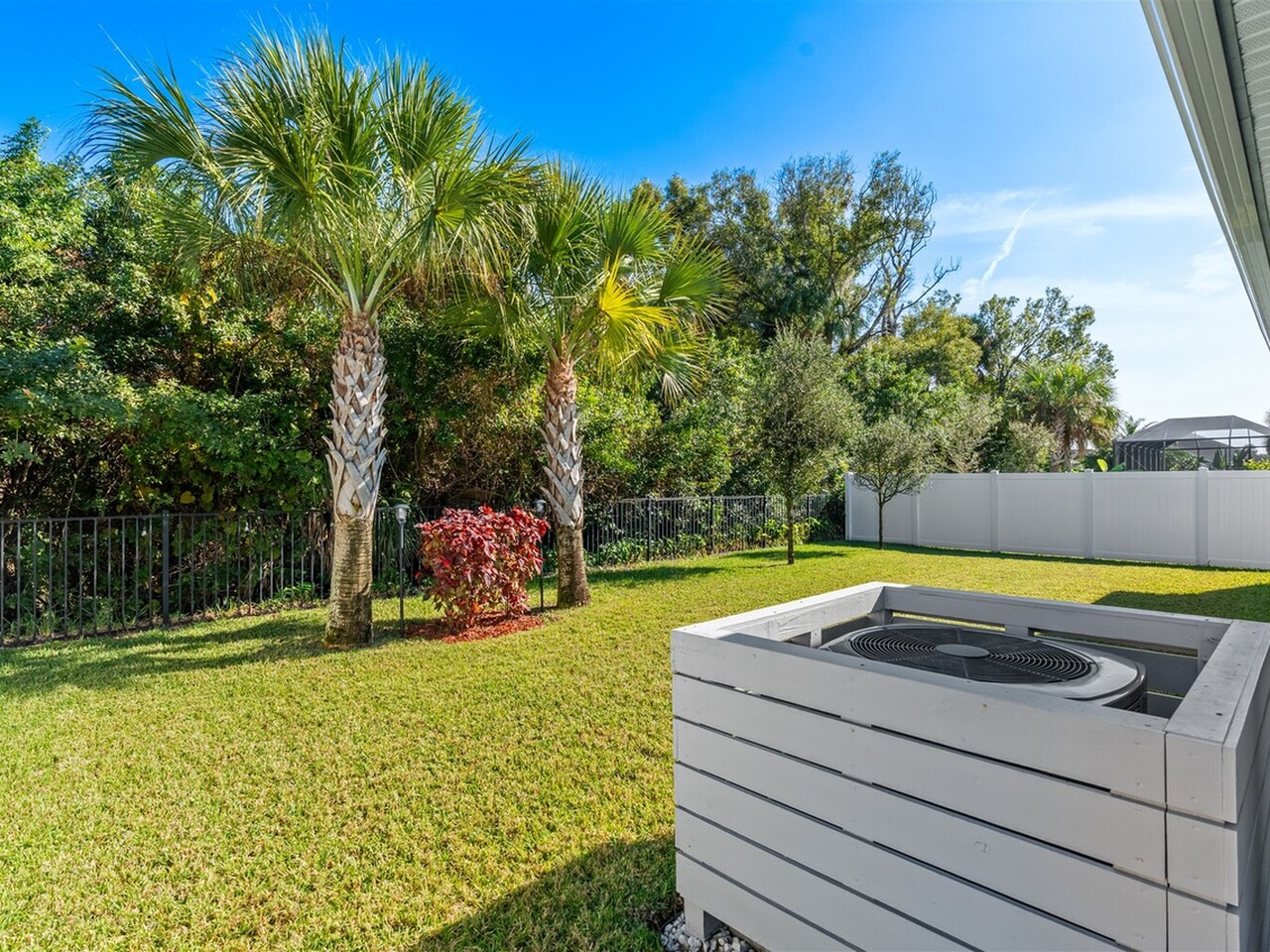 2673 Sam Snead Street