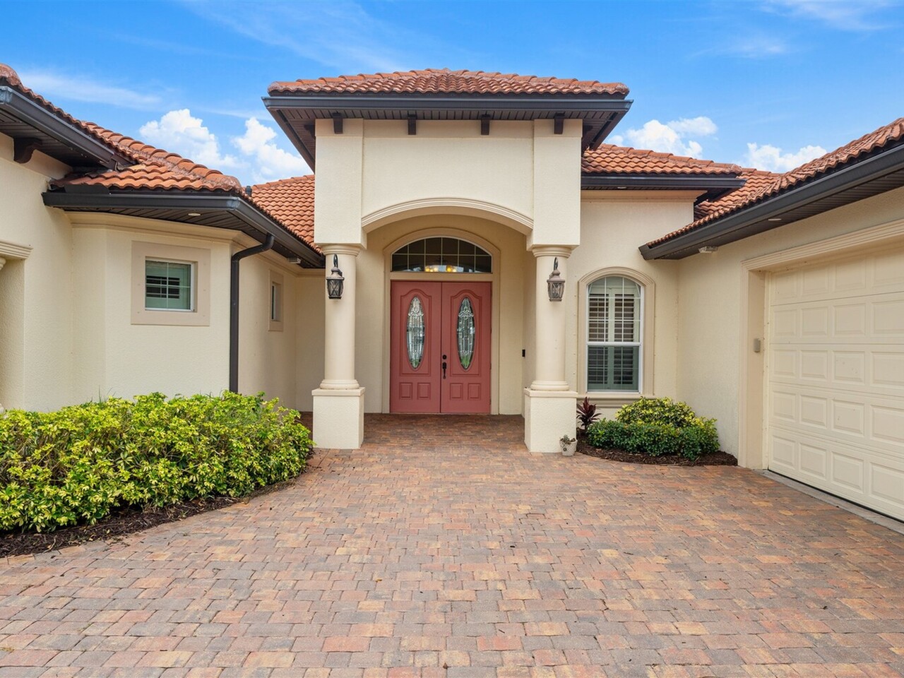 3259 Levanto Drive