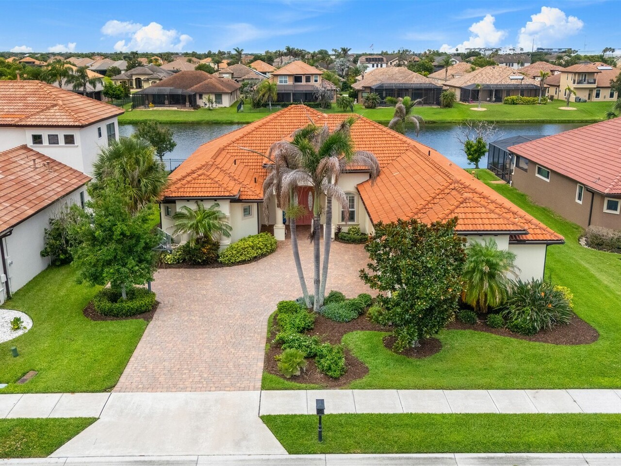 3259 Levanto Drive