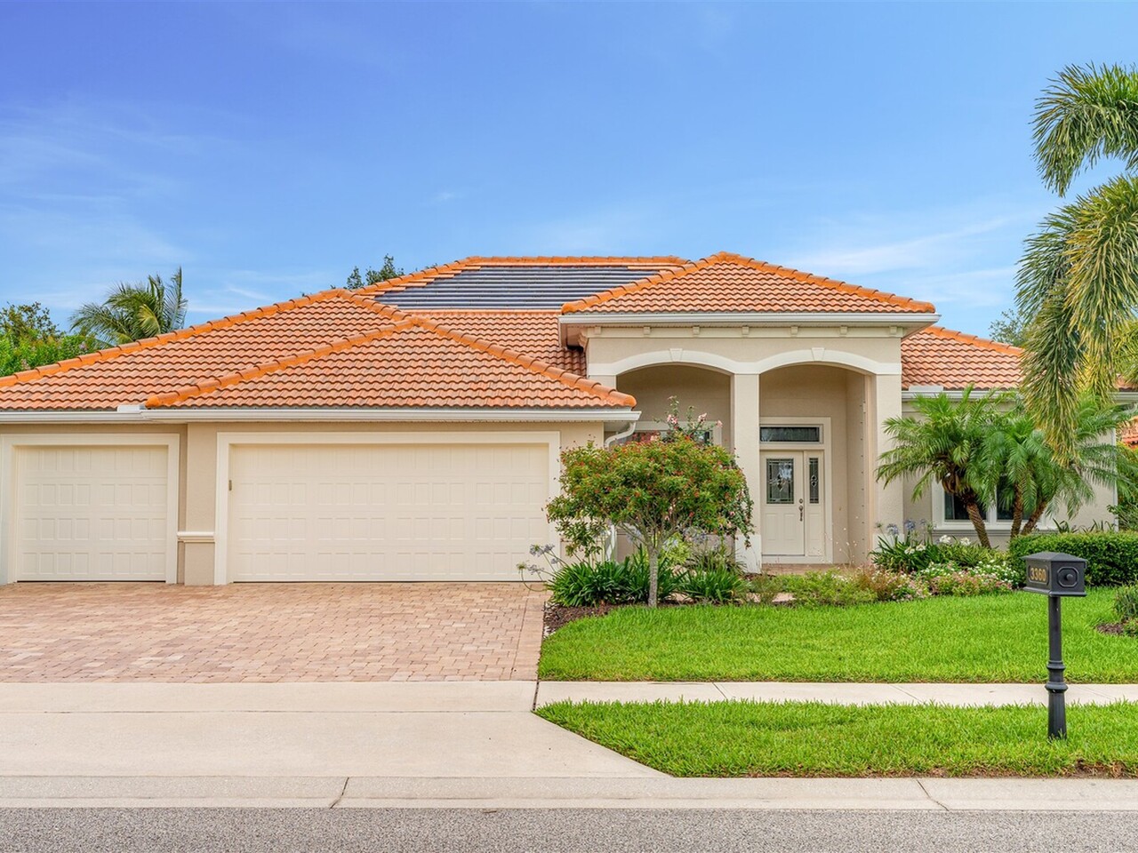 3360 Thurloe Drive