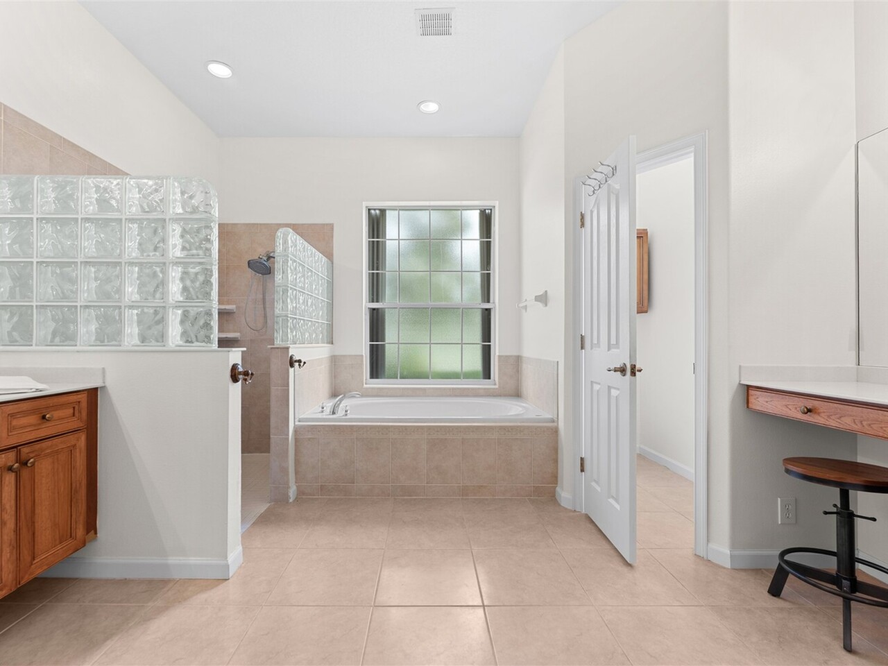 3433 Carambola Circle