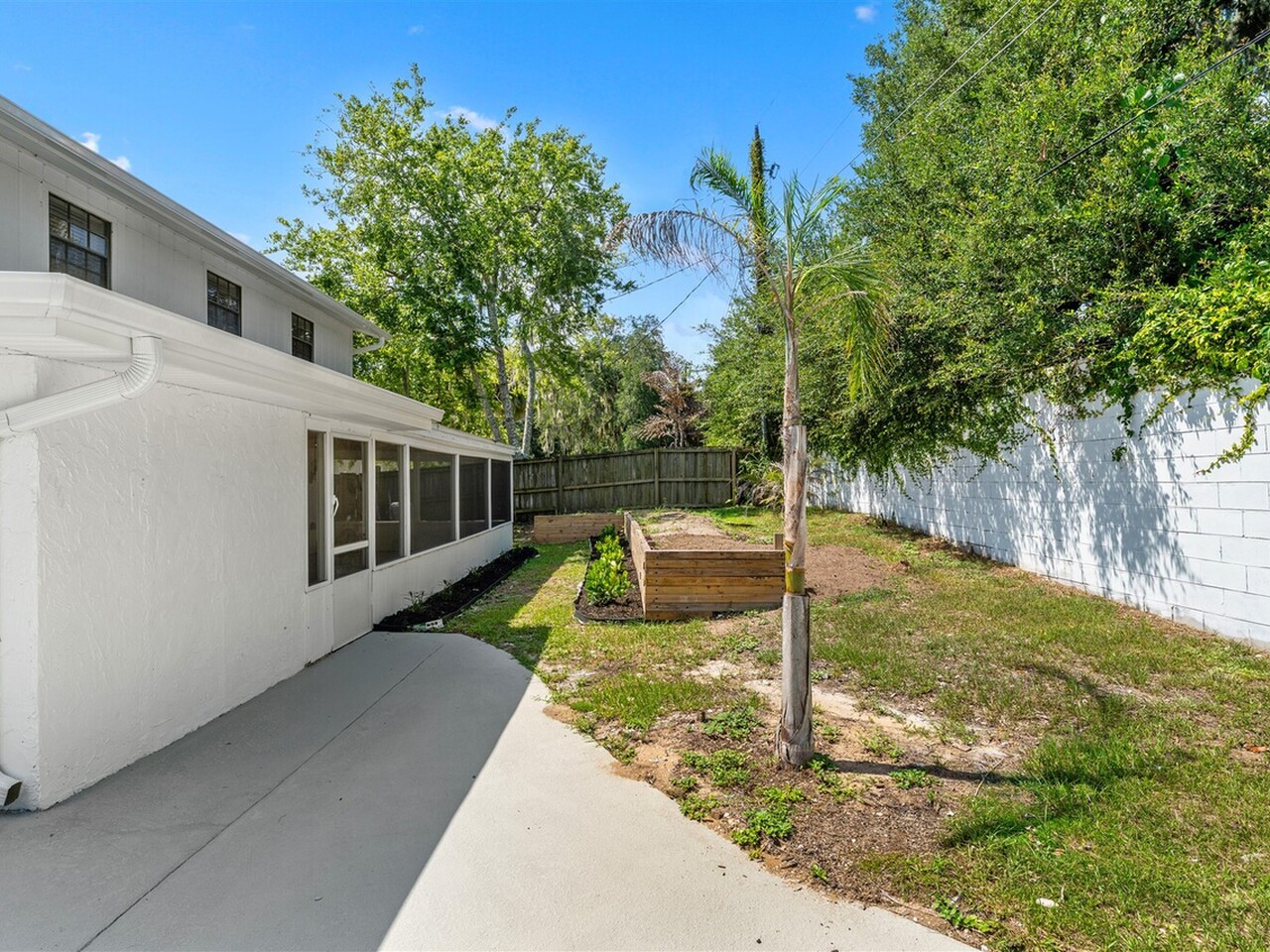 3703 Warwick Drive
