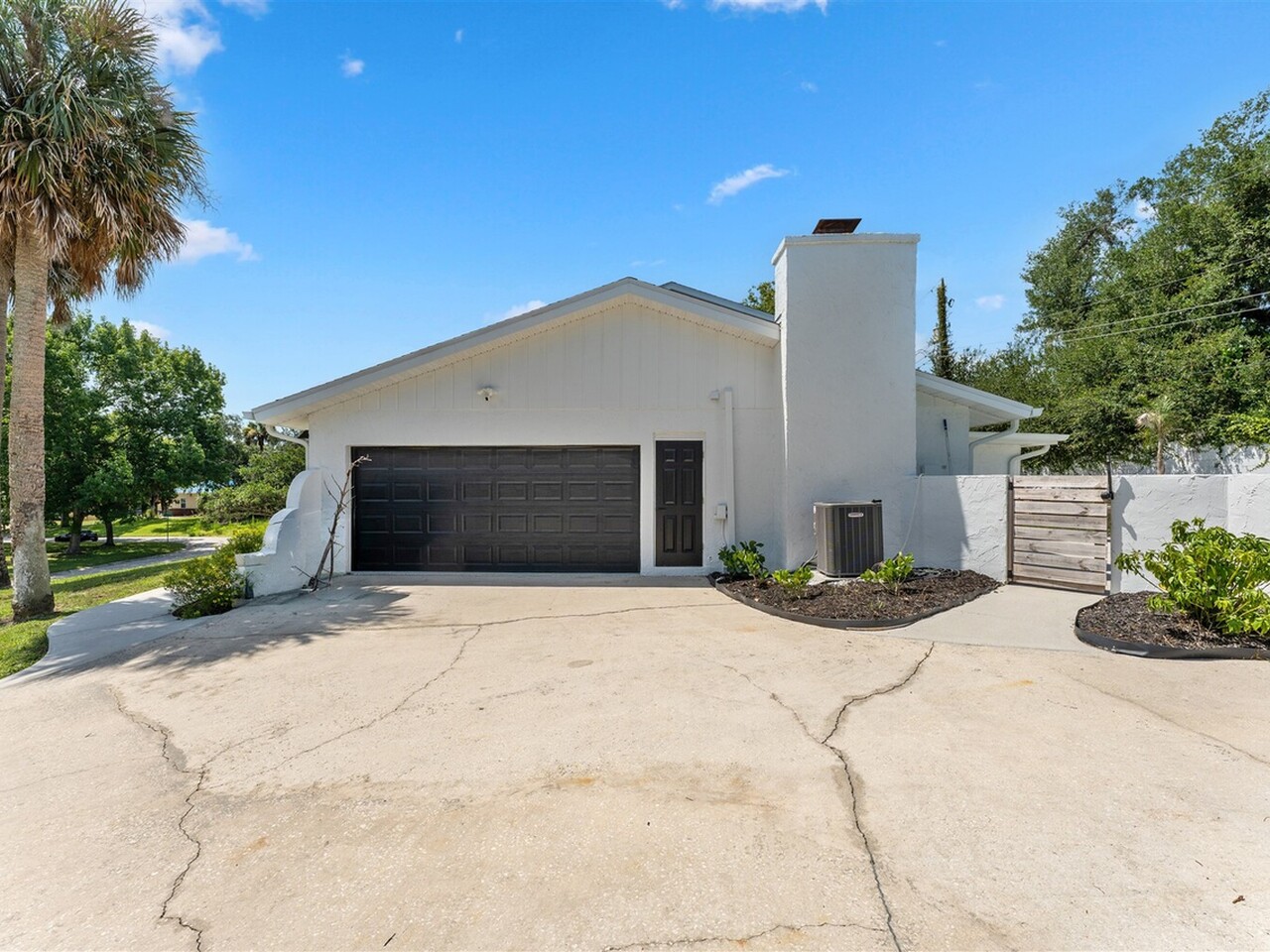 3703 Warwick Drive