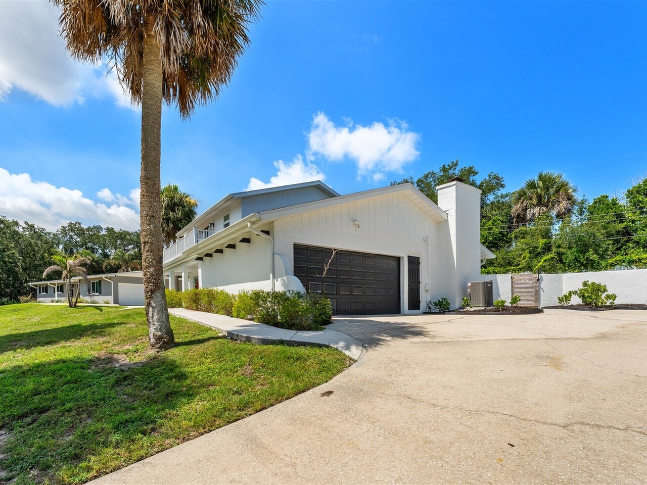 3703 Warwick Drive