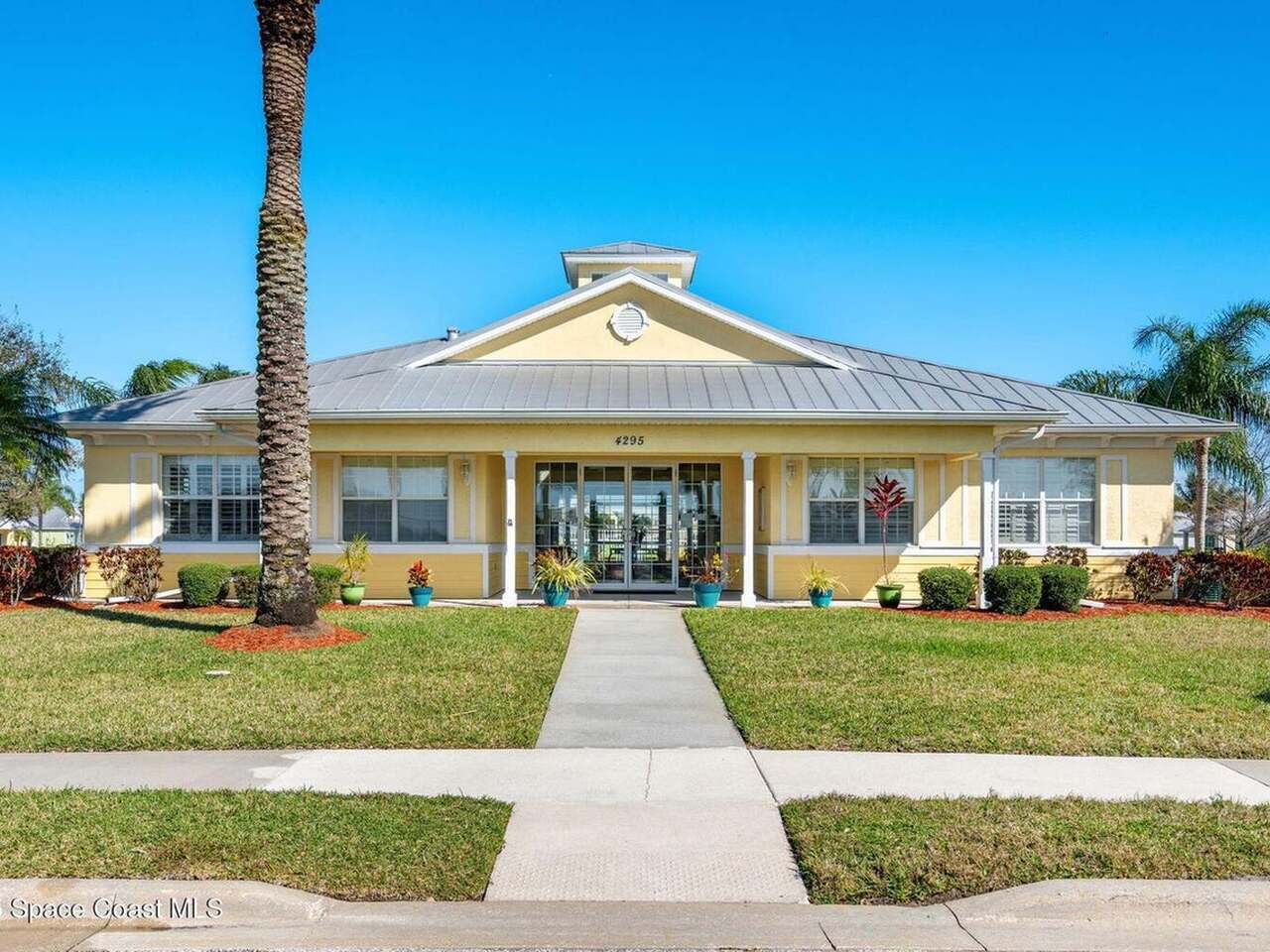 3720 Alamanda Key Drive