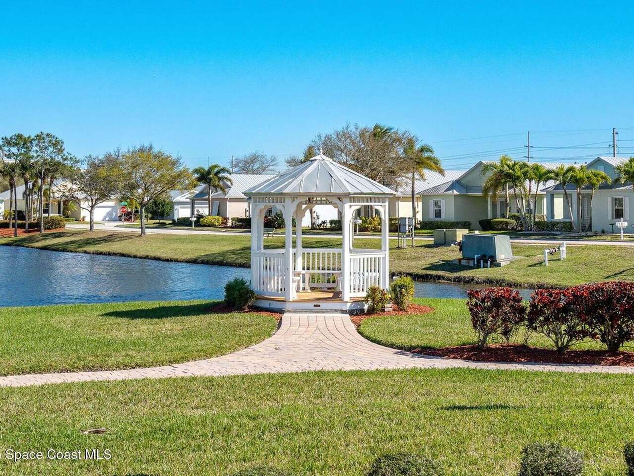 3720 Alamanda Key Drive