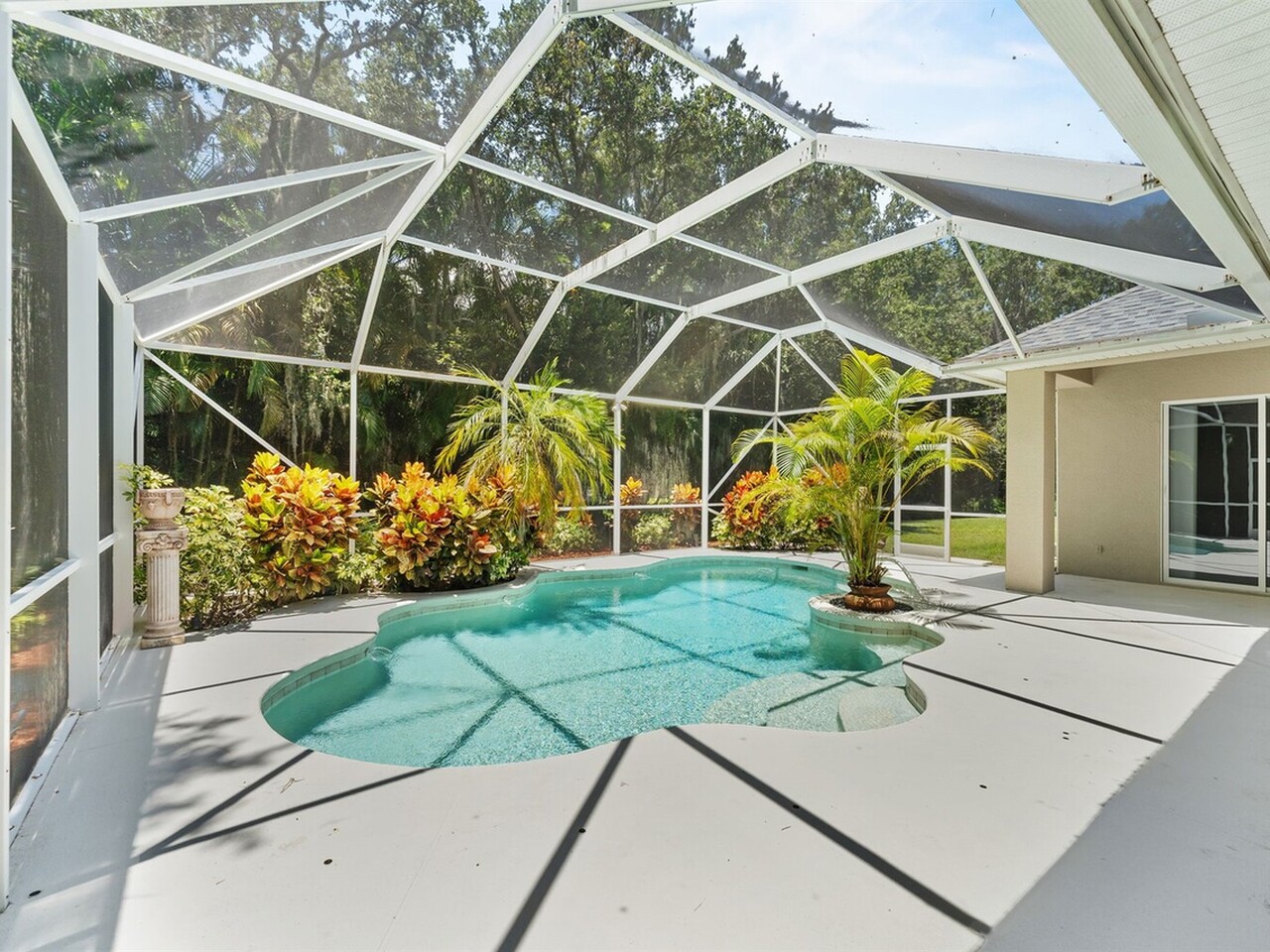 4356 Davidia Drive