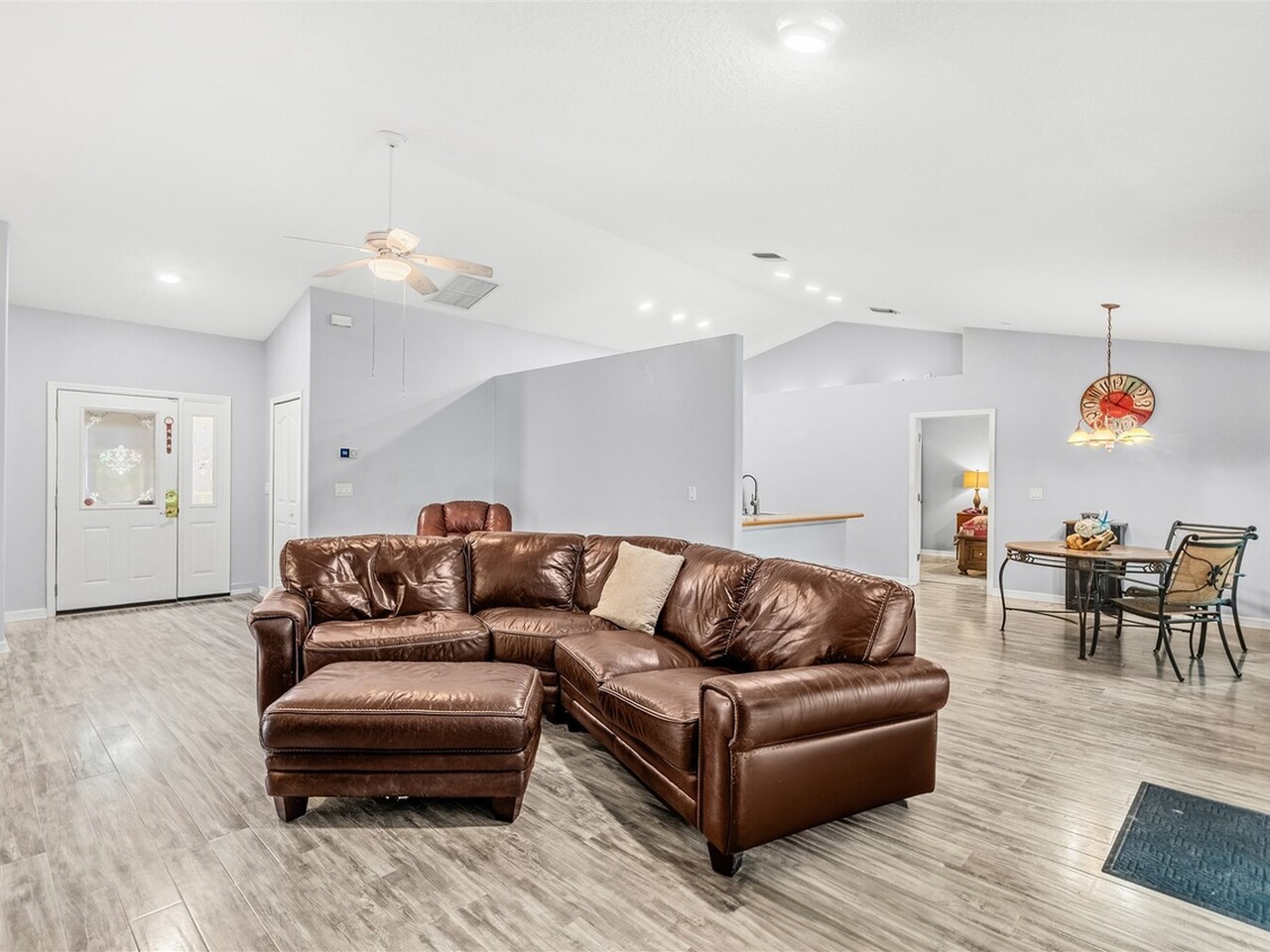 4575 Curtis Boulevard