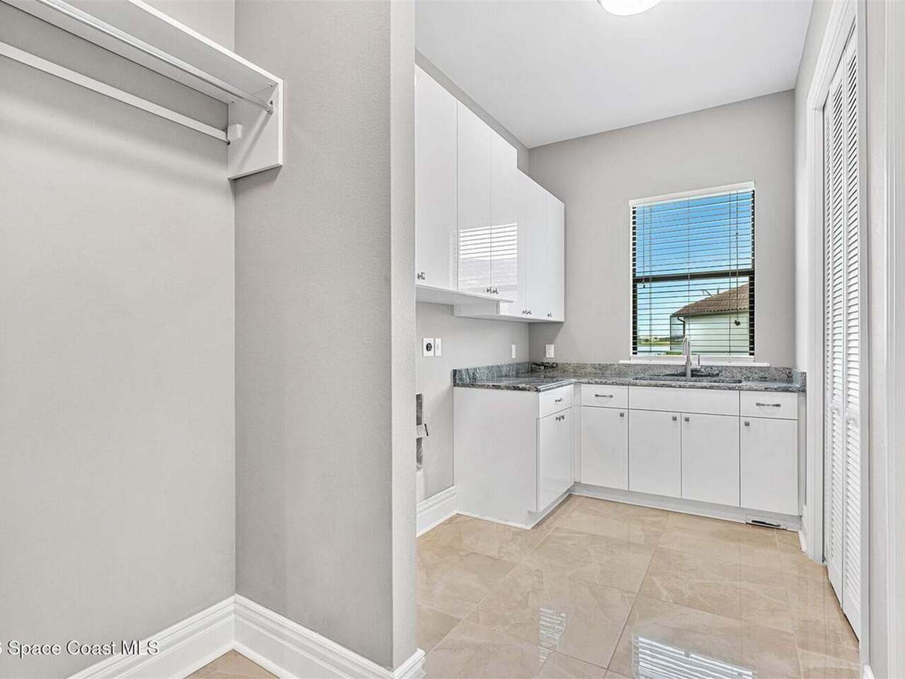 4696 Tea Tree Court