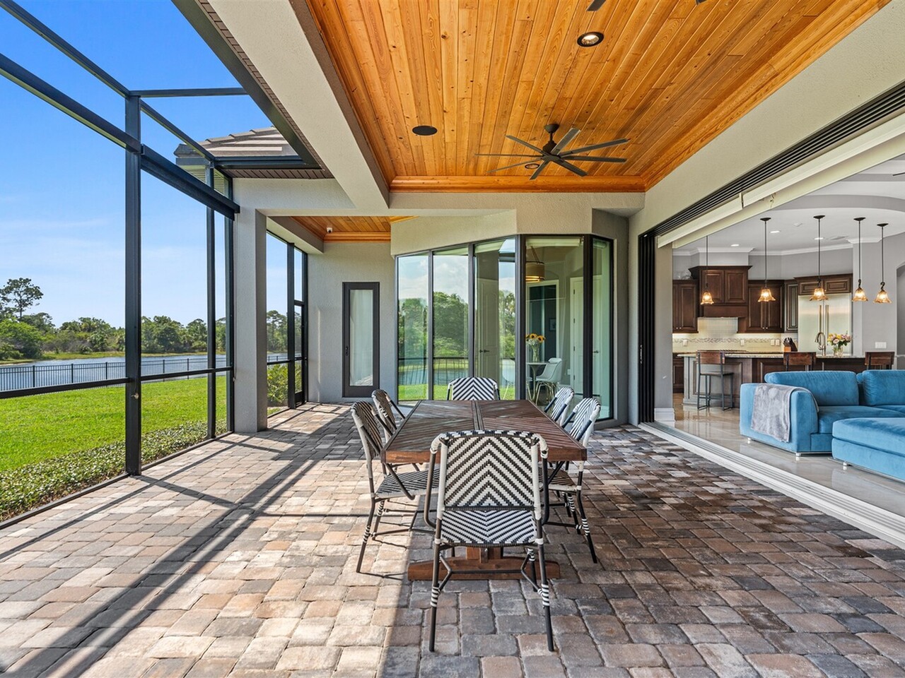 4696 Tea Tree Court