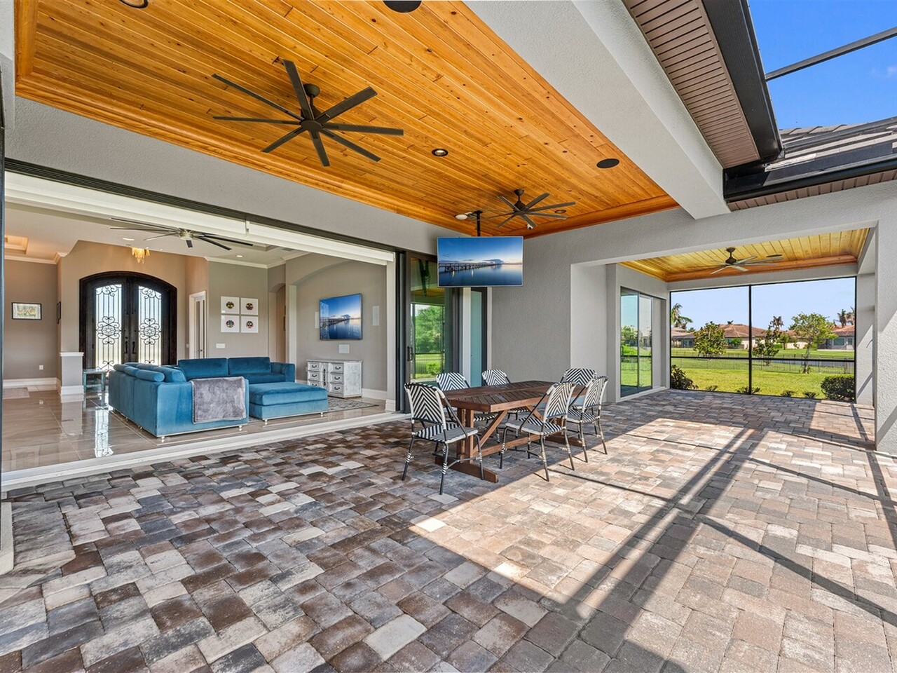 4696 Tea Tree Court