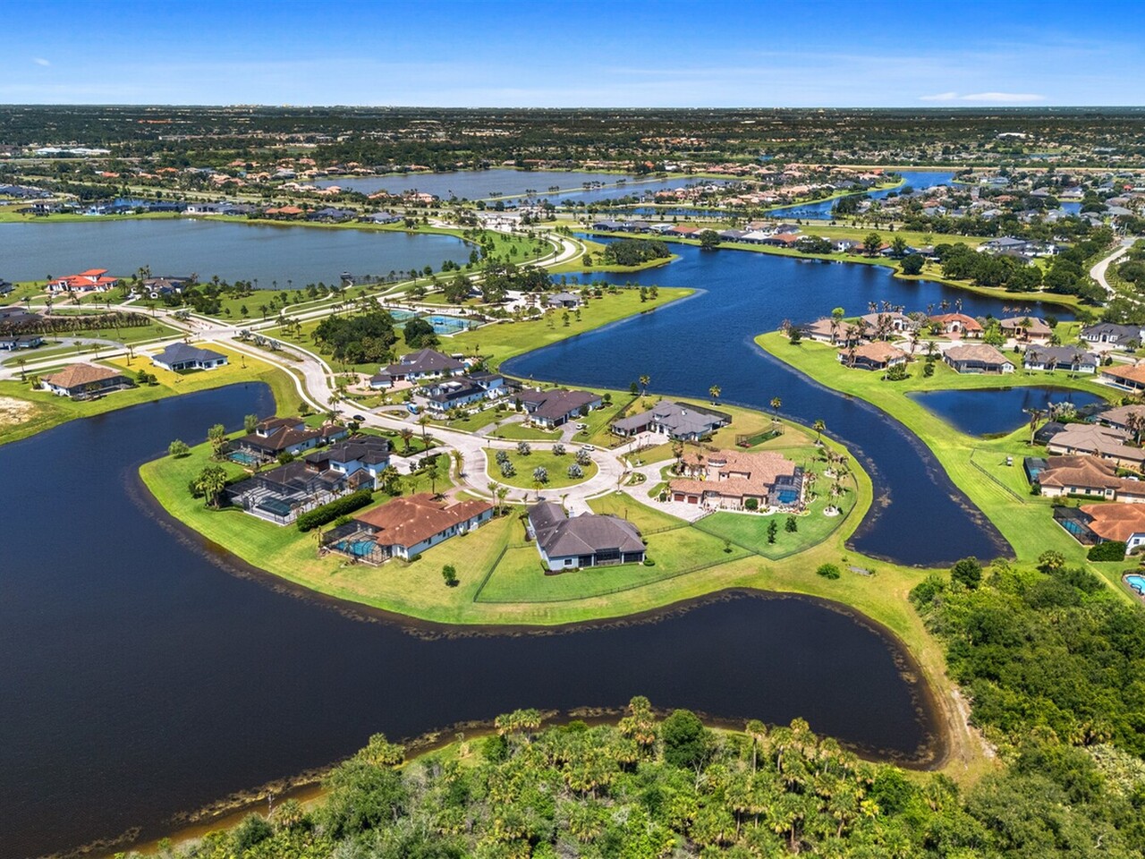 4696 Tea Tree Court