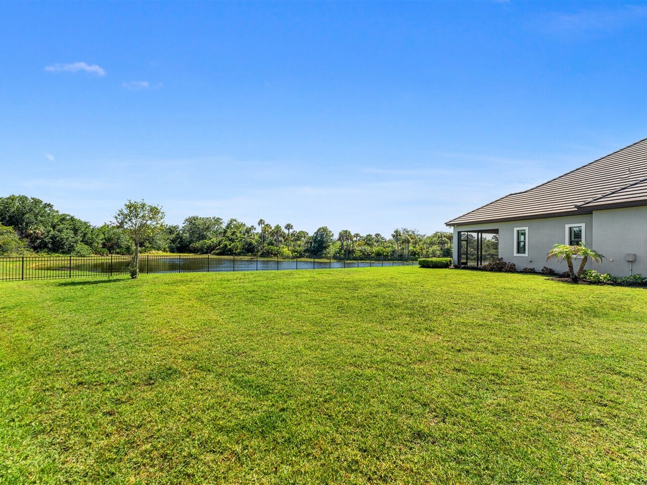 4696 Tea Tree Court