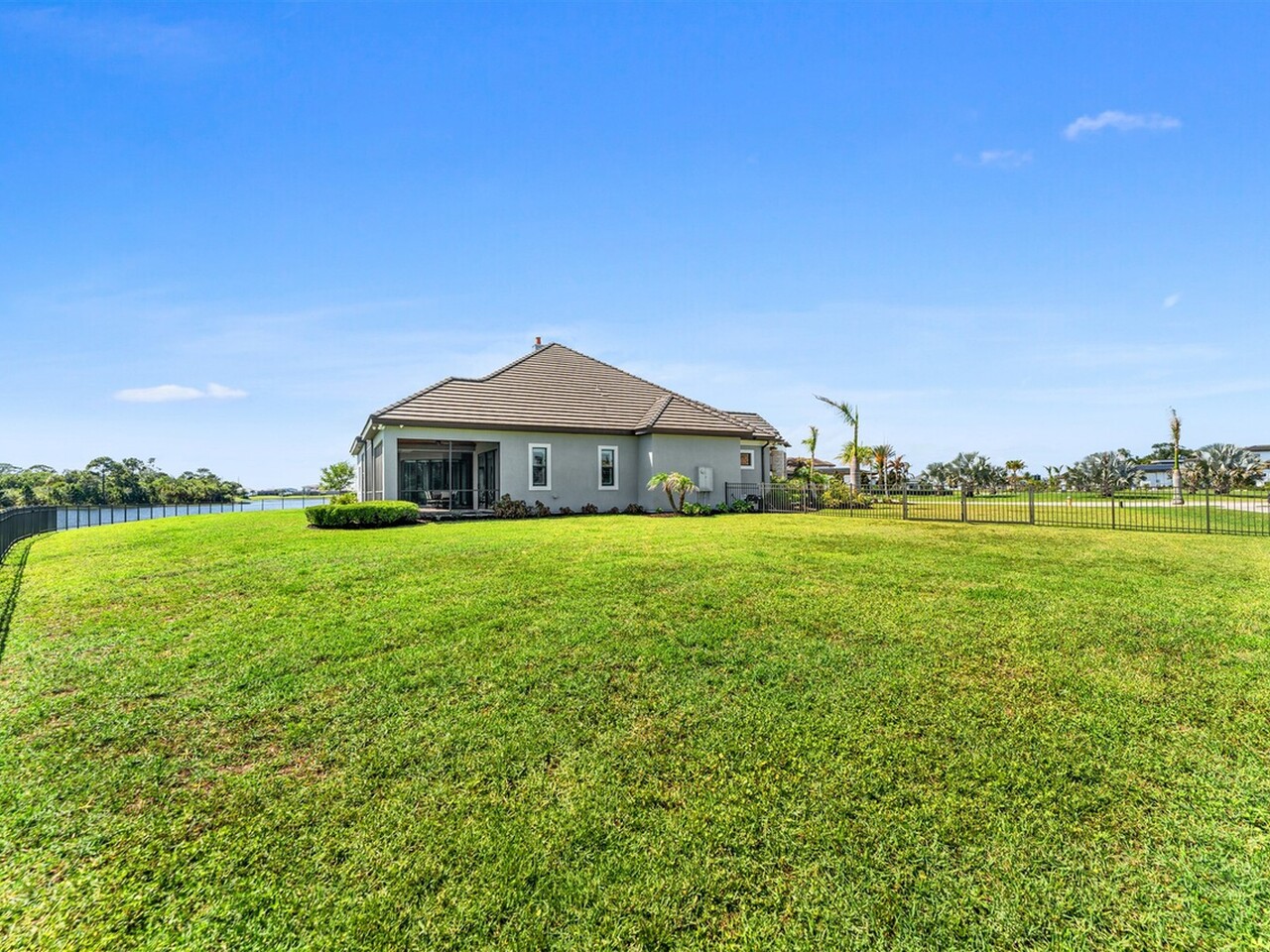 4696 Tea Tree Court