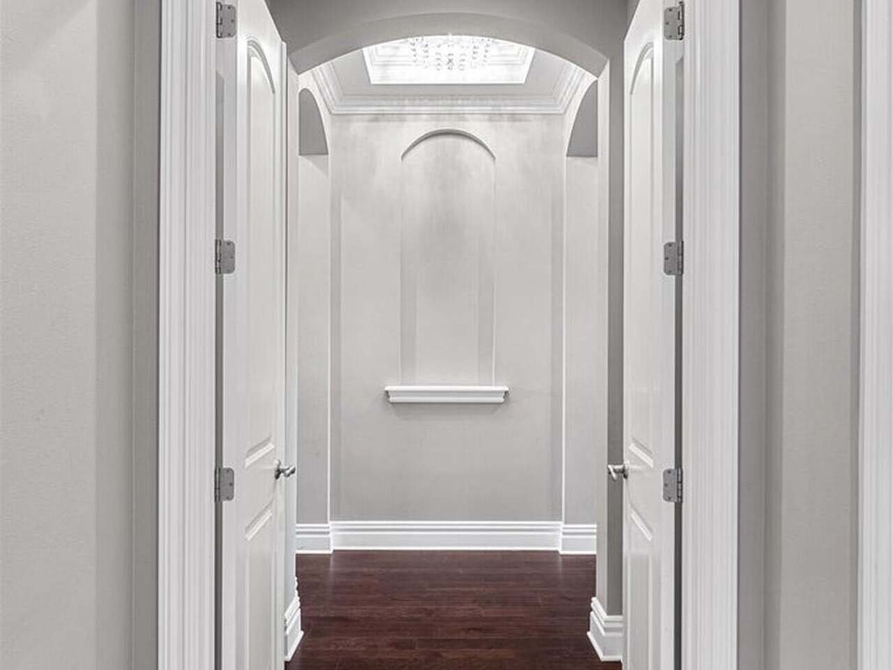 4696 Tea Tree Court