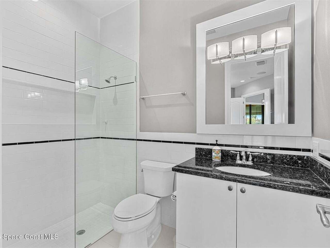4696 Tea Tree Court