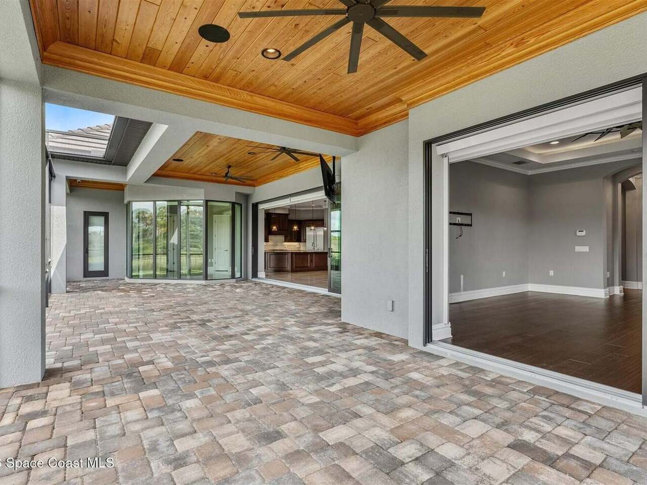 4696 Tea Tree Court