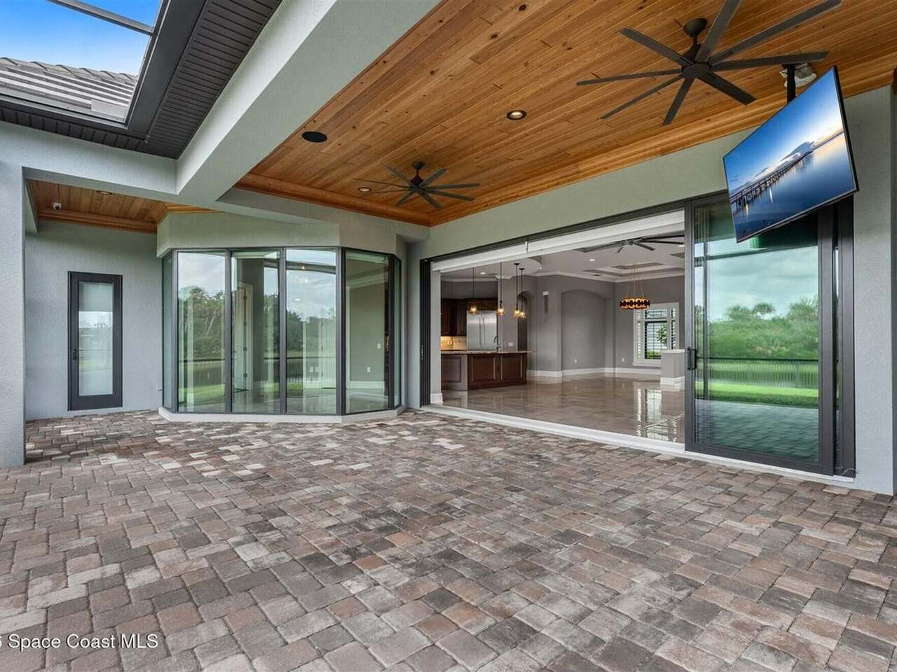 4696 Tea Tree Court